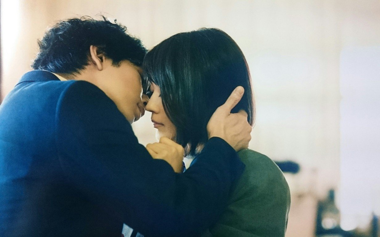 ナラタージュの有村架純と松本潤のベッドの感想 キスシーンでは Love Peace