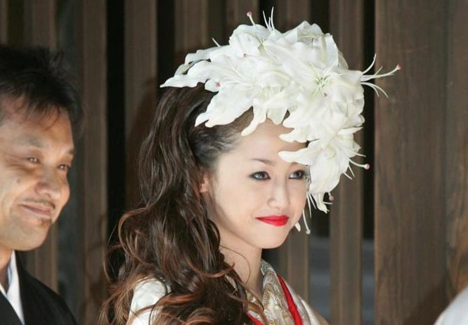 沢尻エリカ結婚式の髪型がすごい 明治神宮挙式とハワイ披露宴の詳細は Love Peace